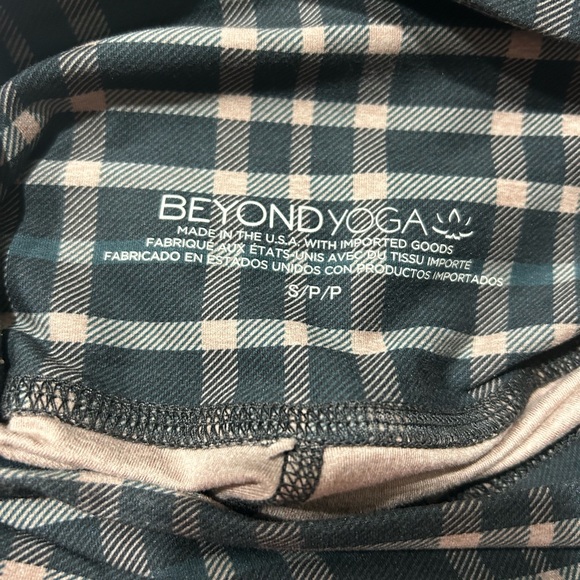 Beyond Yoga Set - Picture 7 of 7